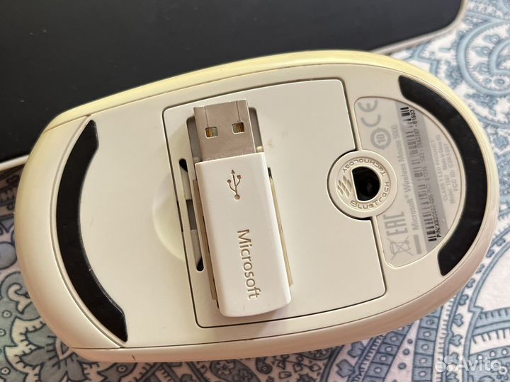 Беспроводная клавиатура и мышь microsoft