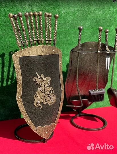 Подставка под шампуры Щит