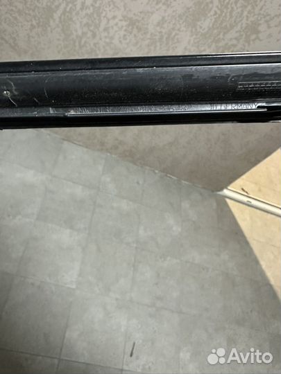 Водосток дефлектор лобового стекла