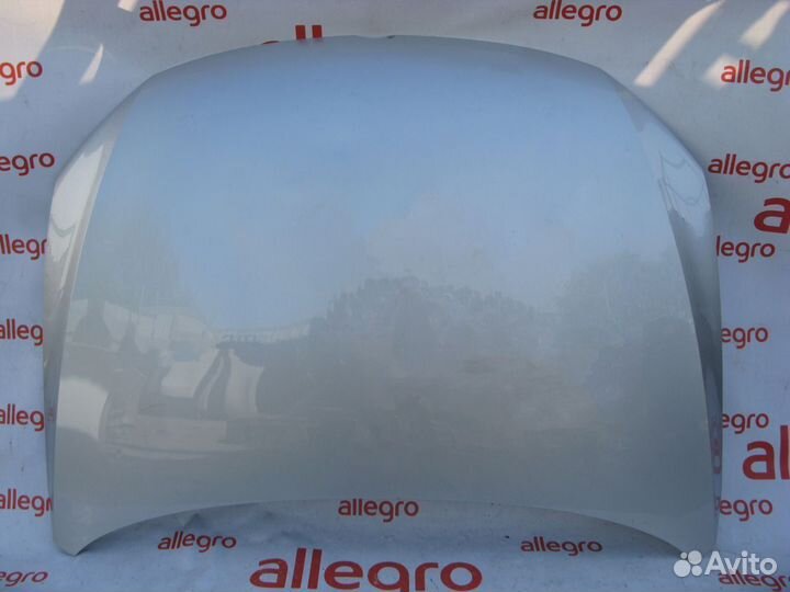 Volkswagen Jetta капот передний 2011+