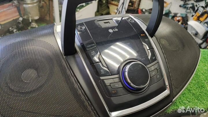 Магнитола LG SB74 / только радио