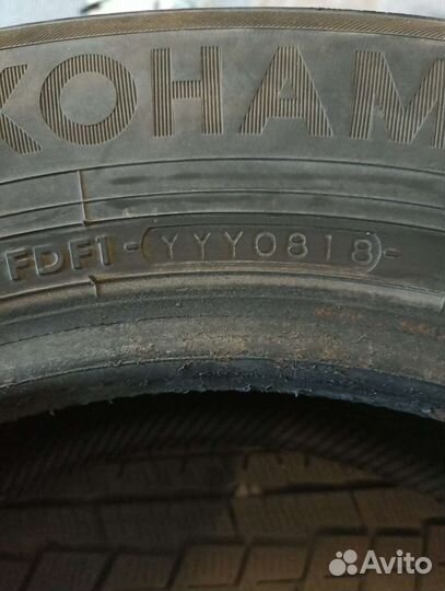 Yokohama Ice Guard IG60 215/60 R16