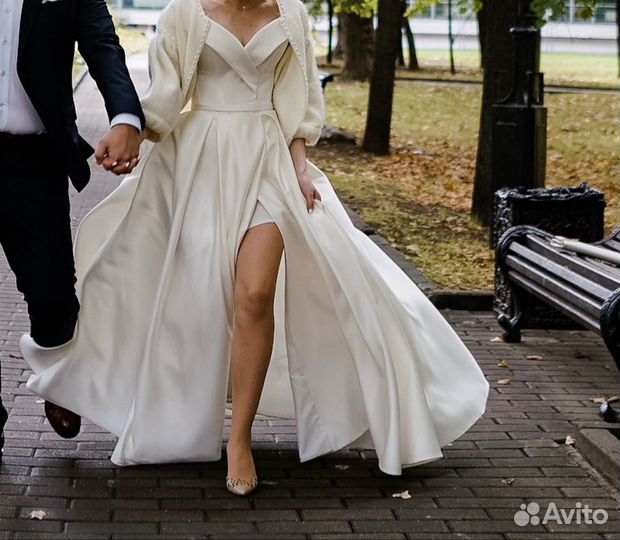 Свадебное платье