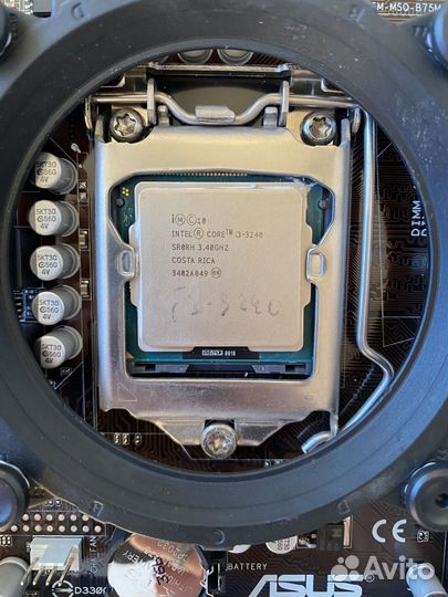 Материнская плата с процессором