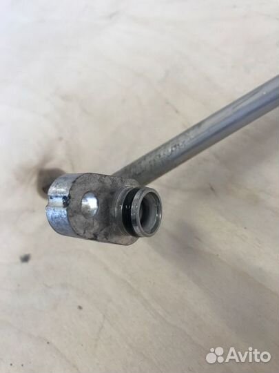 Трубки кондиционера Toyota Prius ZVW51 2ZR-FXE