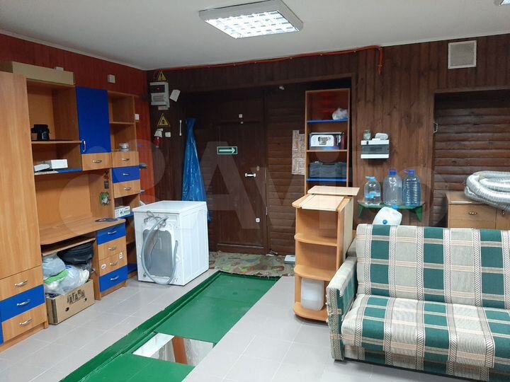 Гараж, > 30 м²