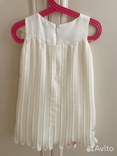 Нарядное платье для девочки 104