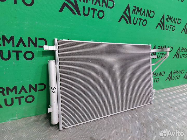 Радиатор кондиционера Kia K5 3 2020-Нв