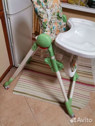 Стул для кормления (треб. ремонта или на запчасти)