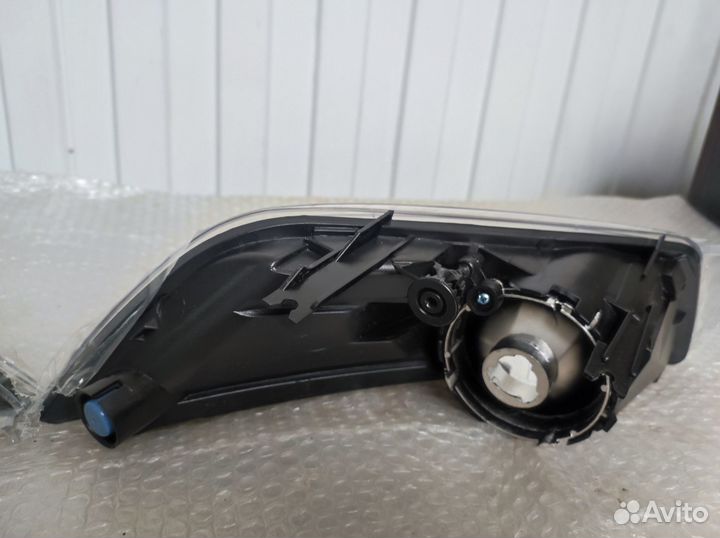 Фара противотуманная Ford Mondeo 4 07-10 цена за 1