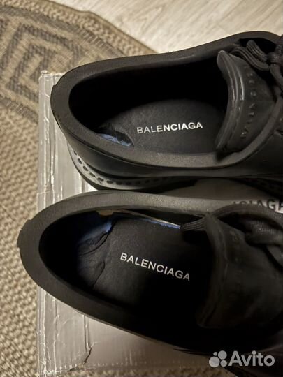 Balenciaga derby boots на руках