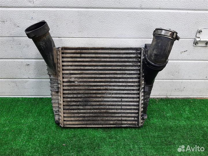 Интеркулер Audi Q7 (4LB) 2007