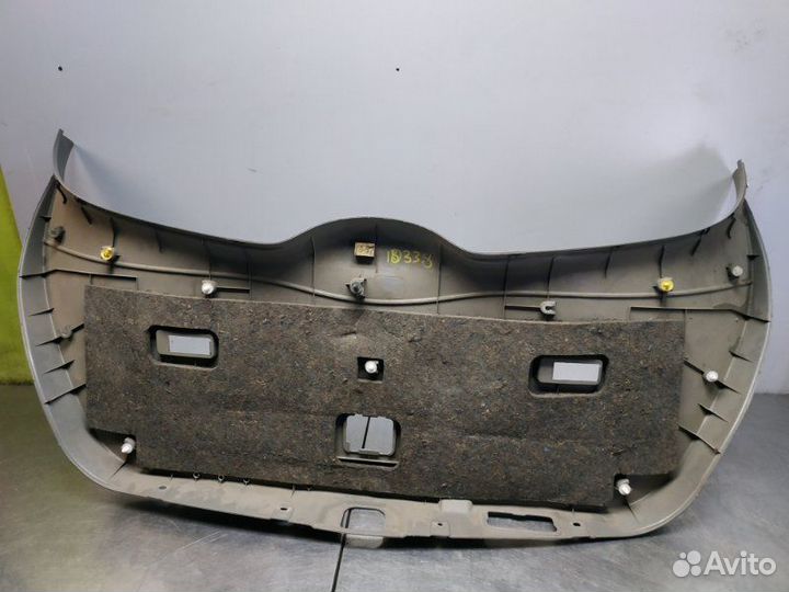 Обшивка крышки багажника Nissan Murano Z50 QR25DE