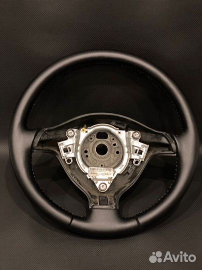 Руль volkswagen Bora,skoda tour, golf 4
