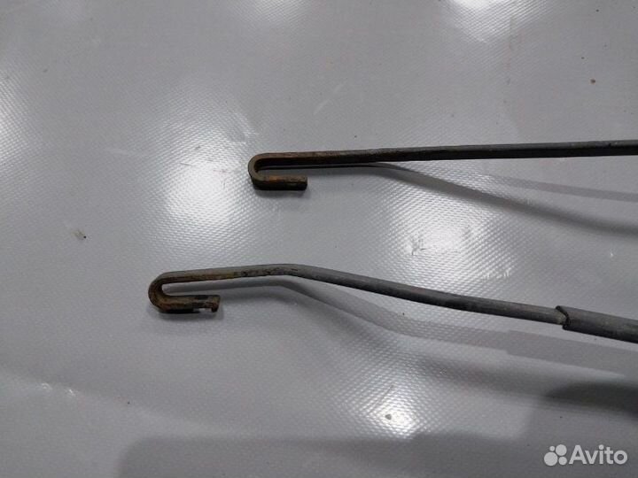 Поводок дворника Заз Сенс седан 1.5 A15SMS 2009