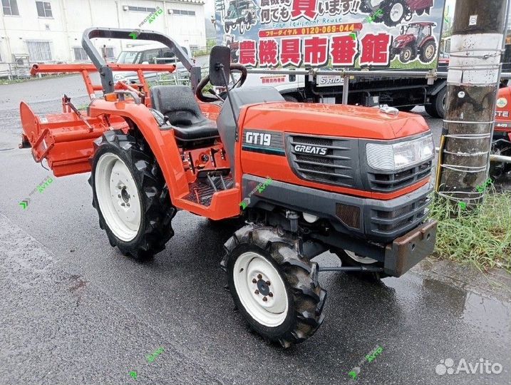 Мини-трактор Kubota GT19D, 2013
