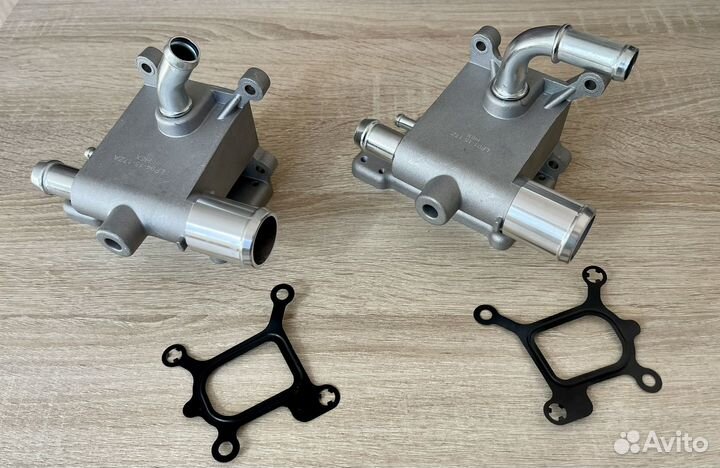 Фланец (тройник) системы охлаждения Mazda, Ford