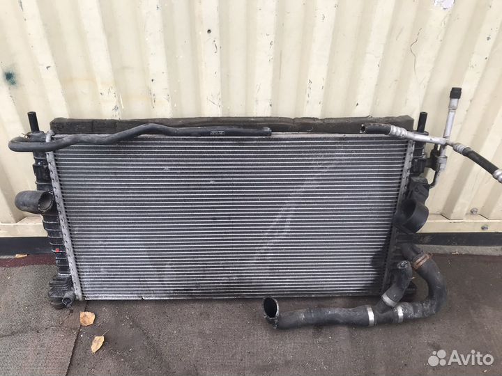 Комплект радиаторов Ford Focus 2 бензин дизель