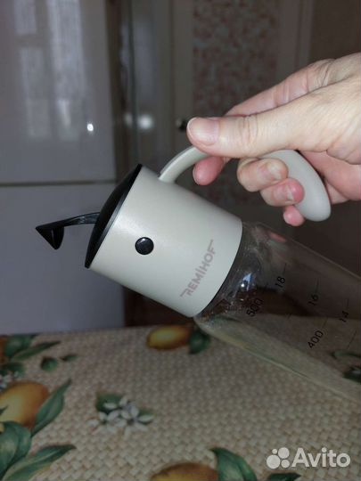 Бутылка стеклянная для масла, уксуса