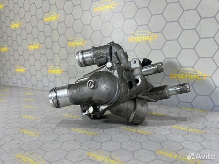 Термостат с корпусом Mitsubishi Outlander 4B11