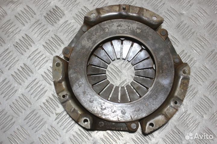 Корзина сцепления Mitsubishi Carisma 2000 2003