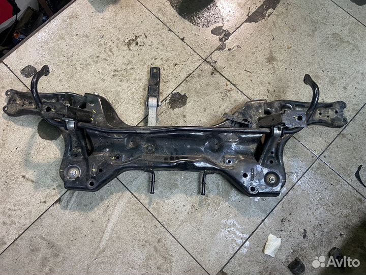 Подрамник в сборе передний Поло 2020