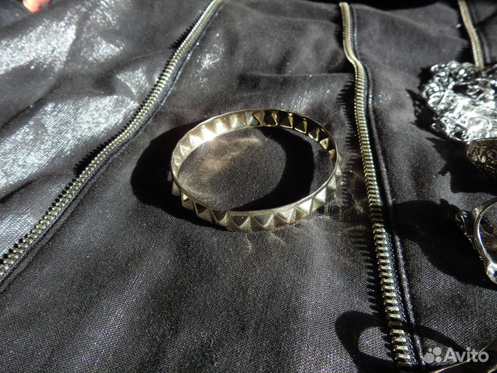 Аксессуары неформальные 2007 рок, метал, эмо