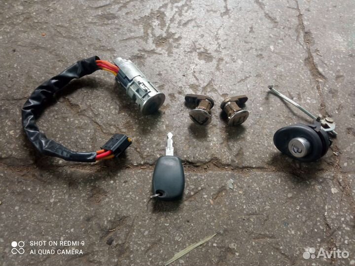 Замок зажигания Renault Logan 1