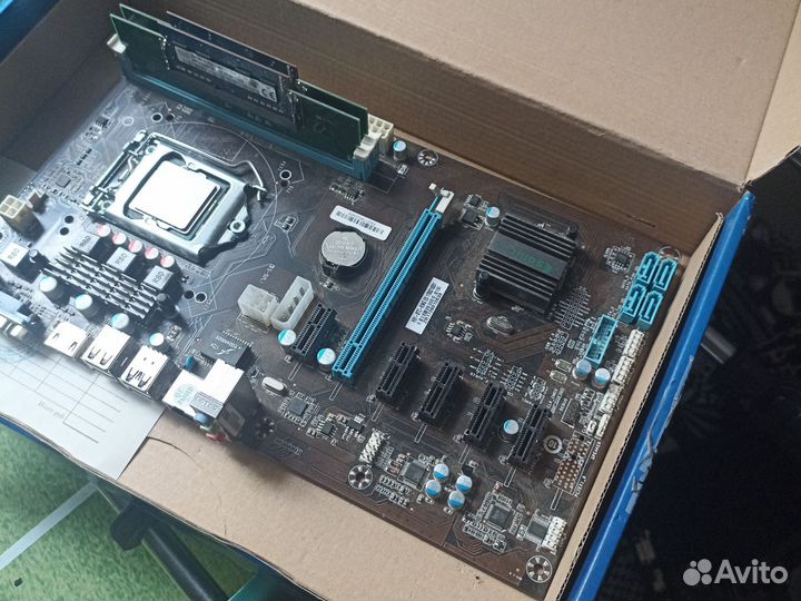 Старая материнская плата+процессор+2 блока питания