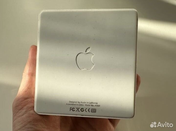 Док-станция Apple A1381