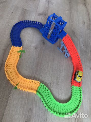 Гибкий трек дорога машина