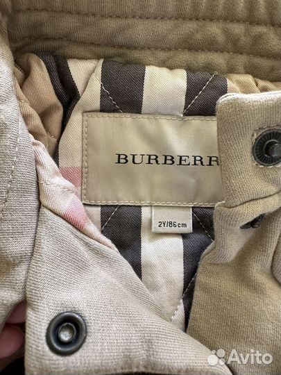 Курточка на девочку