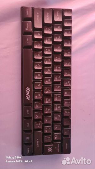 Игровая клавиатура с подсветкой