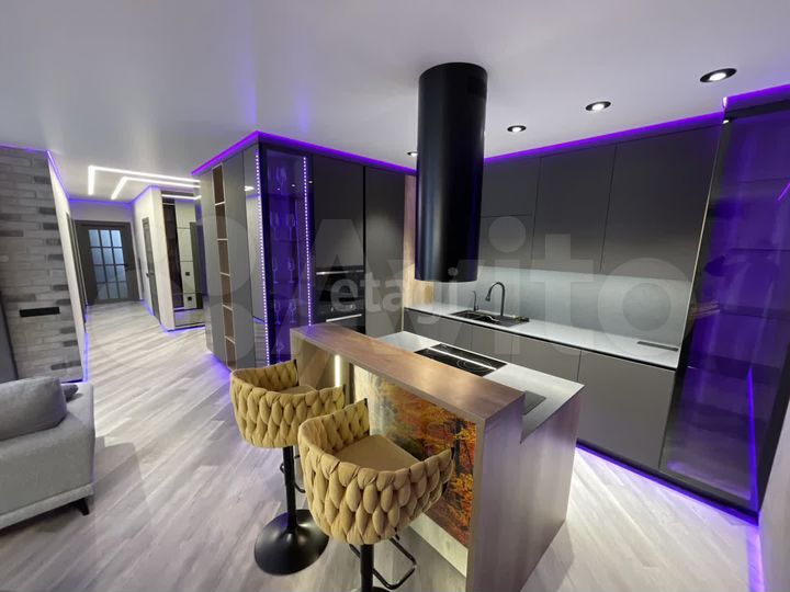 4-к. квартира, 95 м², 15/19 эт.