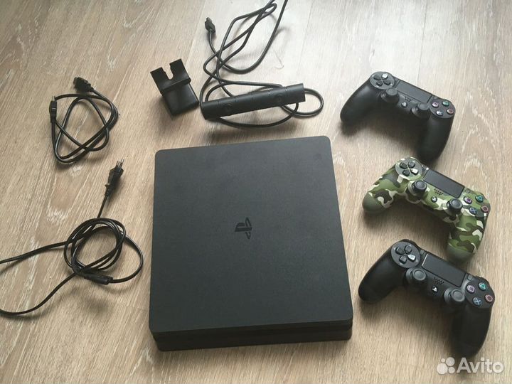 Sony Playstation 4 Slim (1Tb) (Cuh-2208B)