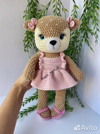 Вязаные игрушки ручной работы с метрикой олененок