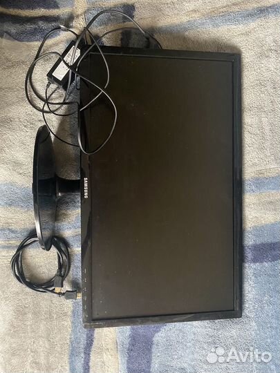 Монитор Samsung s24d300h