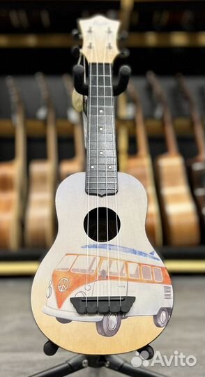 Укулеле Flight Bus (новая)