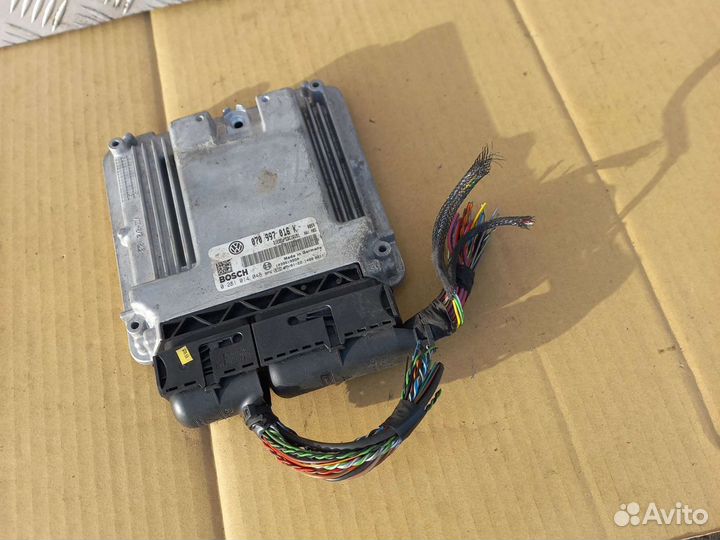 VW T5 2,5TDI (03-09) эбу двс 070997016K/0281014048
