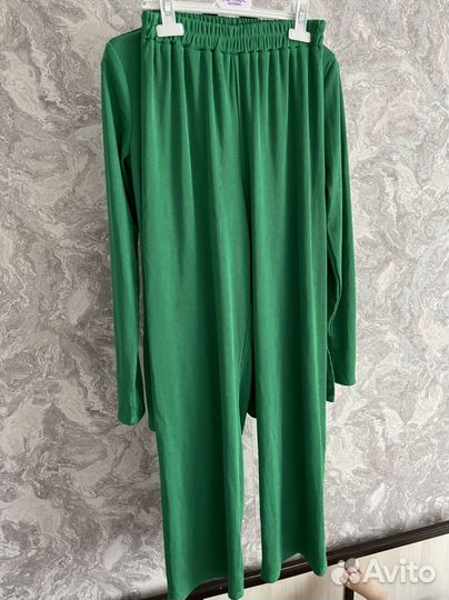 Костюм женский