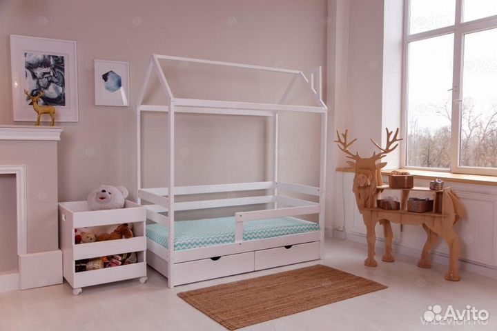 Детская кровать домик