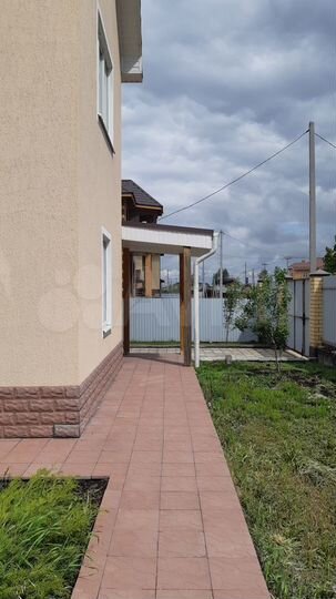 Коттедж 209,7 м² на участке 12 сот.