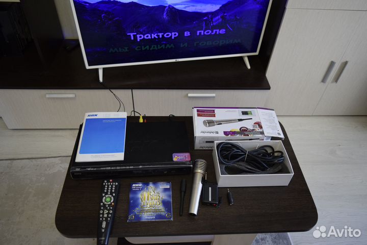 DVD плеер BBK с бп. микрофоном