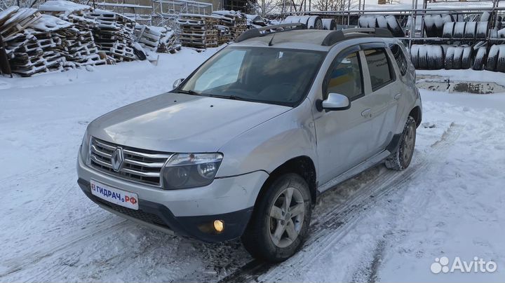 Радиатор основной Renault Duster 214100598R