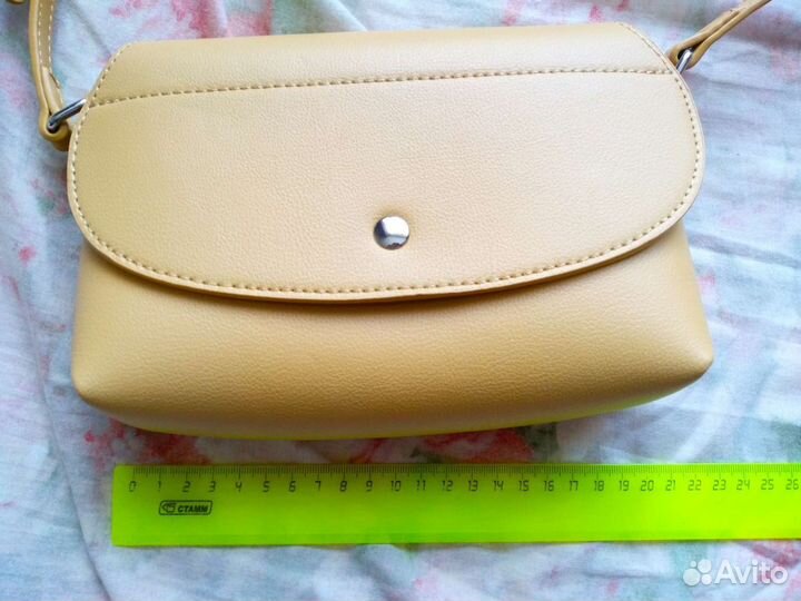 Сумка желтая летняя