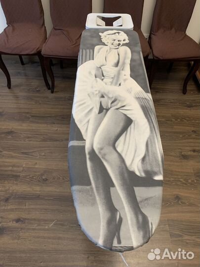 Гладильная доска с Мерилин Монро б/у