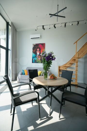 2-к. апартаменты, 74,4 м², 1/16 эт.