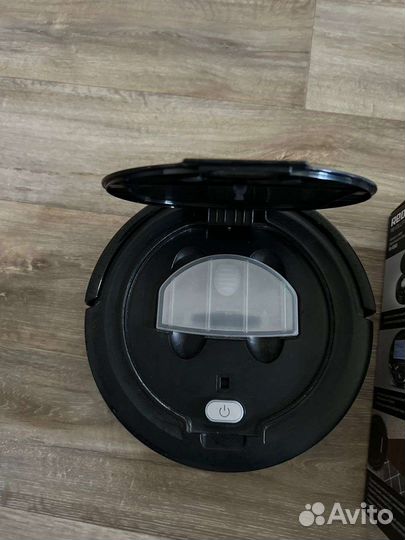 Робот пылесос redmond