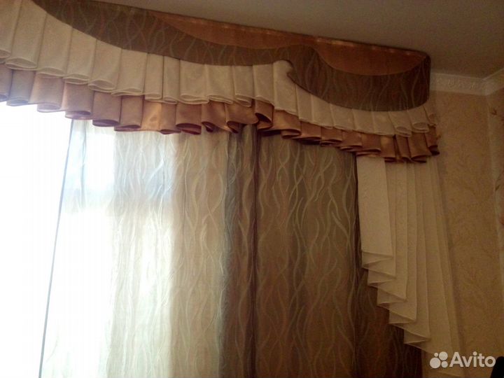 Шторы с ламбрикеном