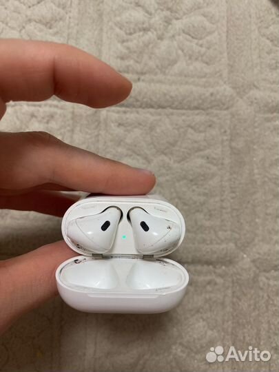 Наушники apple airpods 2 целые 2019 года